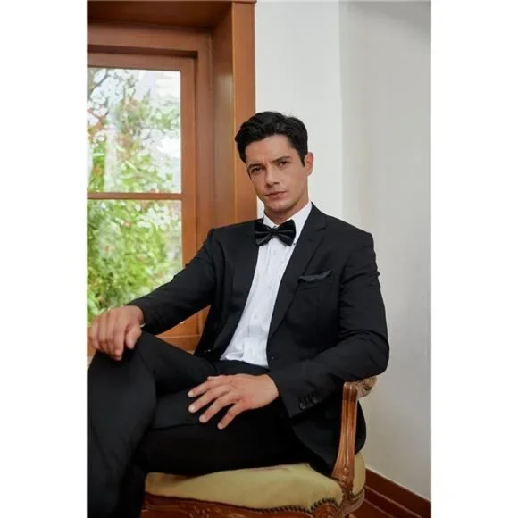 Bow Ties for Men Solid Color PreTie Bow Tie and Pocket Square Set Classic Formal - Picture 3 of 7